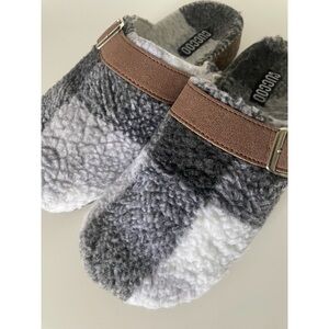 Cozy Gray + White Buffalo print fuzzy slip on clogs